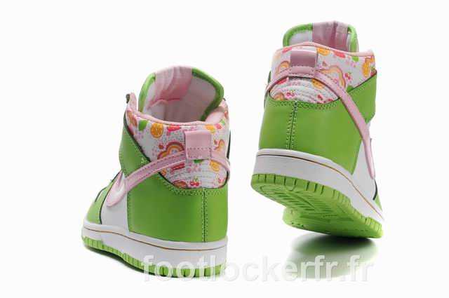 spongebob nike dunk 2012 femme pascher enligne nike dunk on sale enligne